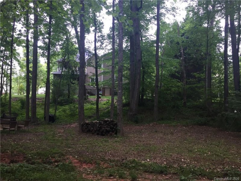 Property image 4 at 610 Powder Horn Lane, Indian Trail, NC 28079