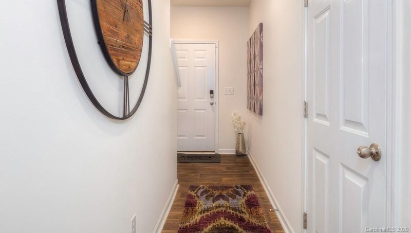 Property image 4 at 6025 Guildford Hill Lane, Charlotte, NC 28215