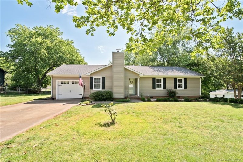 Property image 3 at 259 Sundown Road, Mooresville, NC 28117