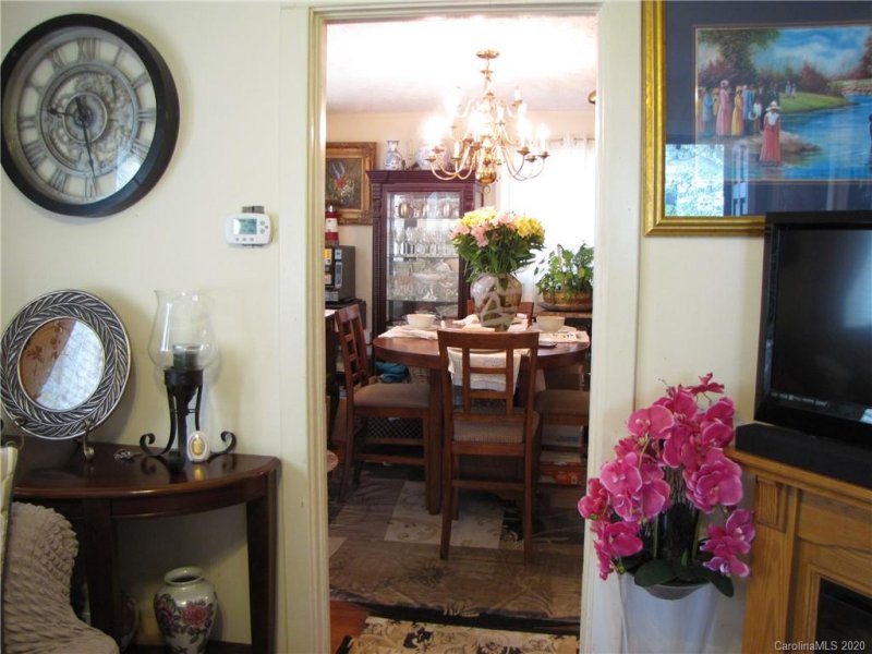 Property image 3 at 225 State Street, Asheville, NC 28806