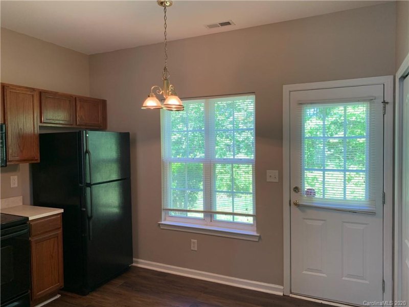 Property image 3 at 5707 Seths Drive, Charlotte, NC 28269