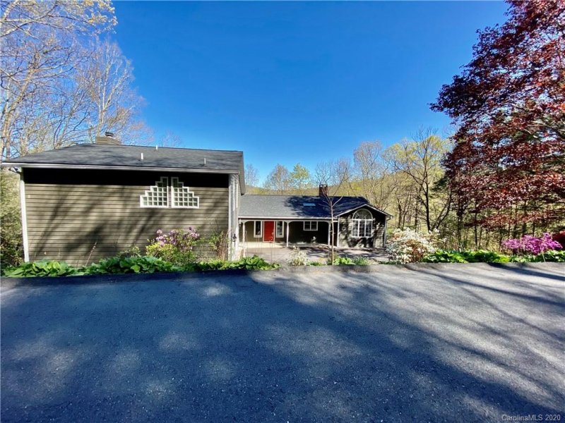 Property image 4 at 116 Lakeview Road, Spruce Pine, NC 28777