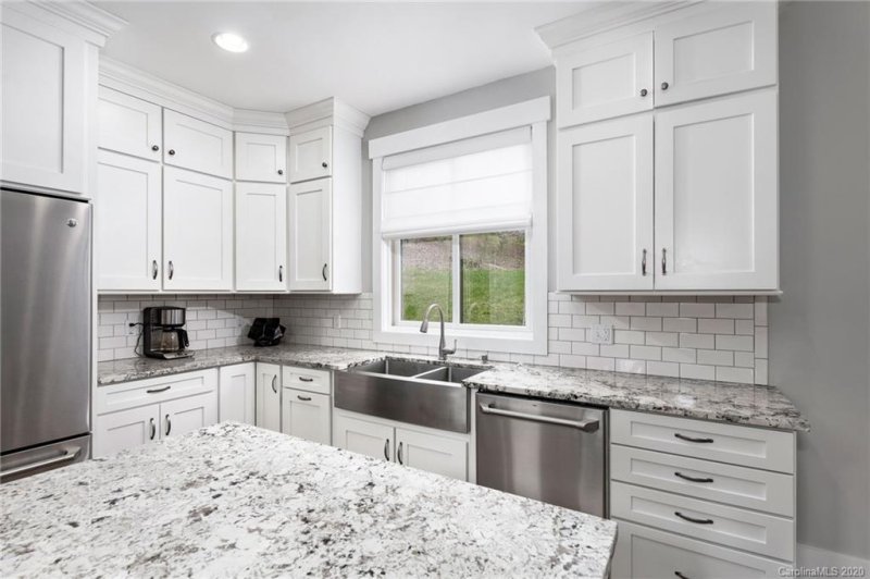 Property image 5 at 7 Ledgestone Drive, Fairview, NC 28730