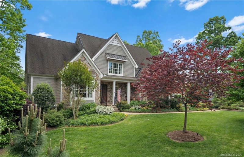 Property image 2 at 19510 Weavers Circle, Cornelius, NC 28031