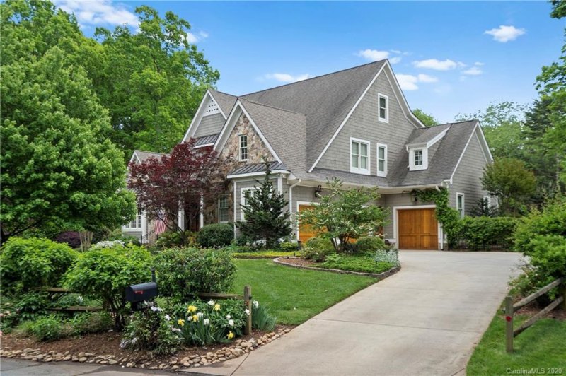 Property image 3 at 19510 Weavers Circle, Cornelius, NC 28031