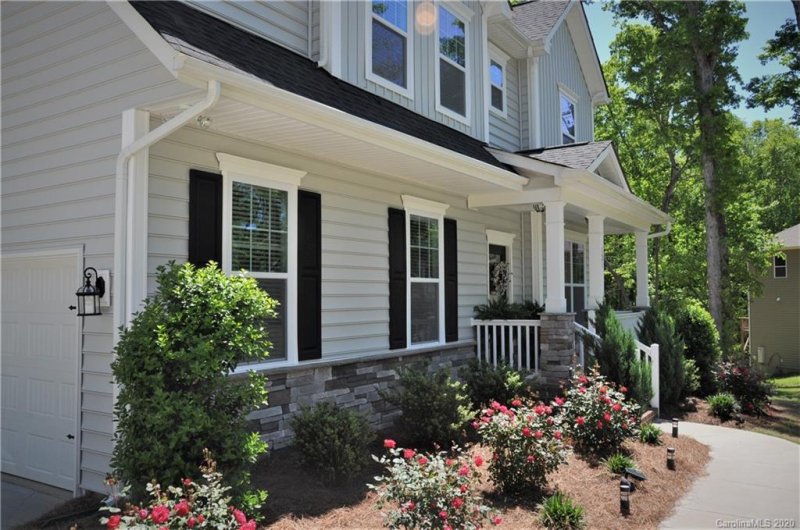 Property image 2 at 121 Harvest Wind Court, Mooresville, NC 28115