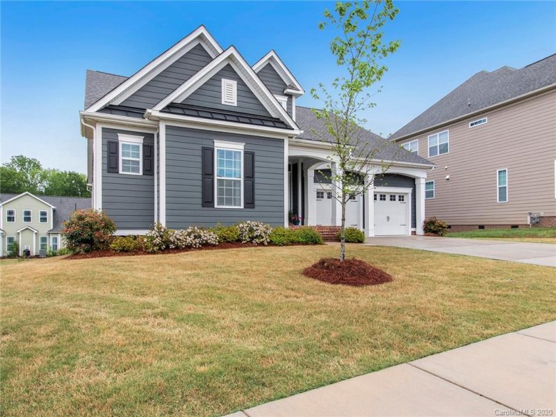 Property image 3 at 12210 Bonny Oaks Drive, Cornelius, NC 28031