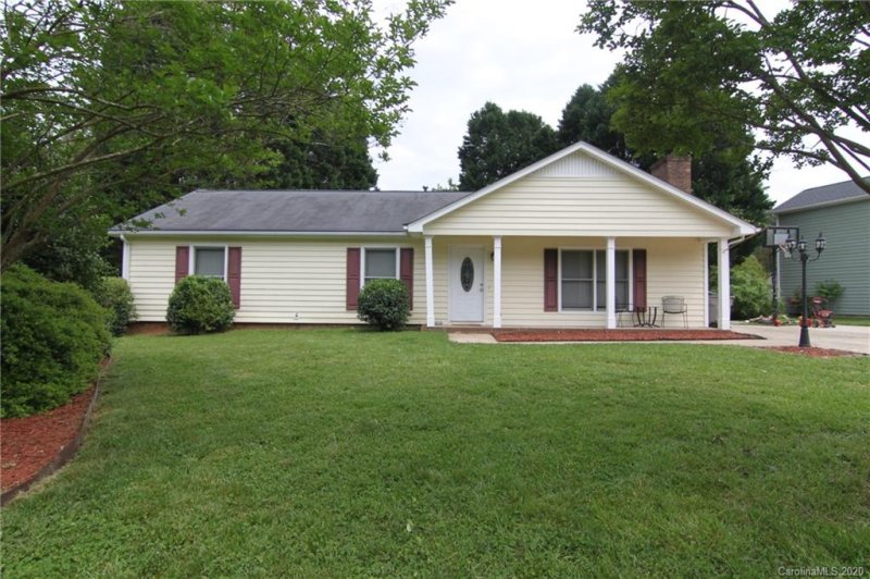 Property image 2 at 2450 Caswell Court, Gastonia, NC 28054