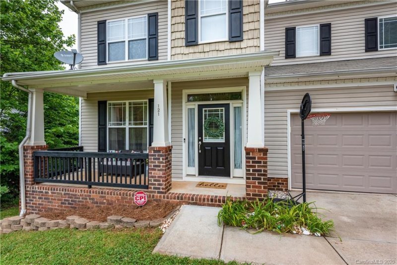 Property image 2 at 121 Canvasback Road, Mooresville, NC 28117