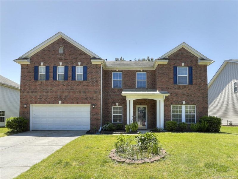 Property image 2 at 228 Loch Stone Street, Fort Mill, SC 29715