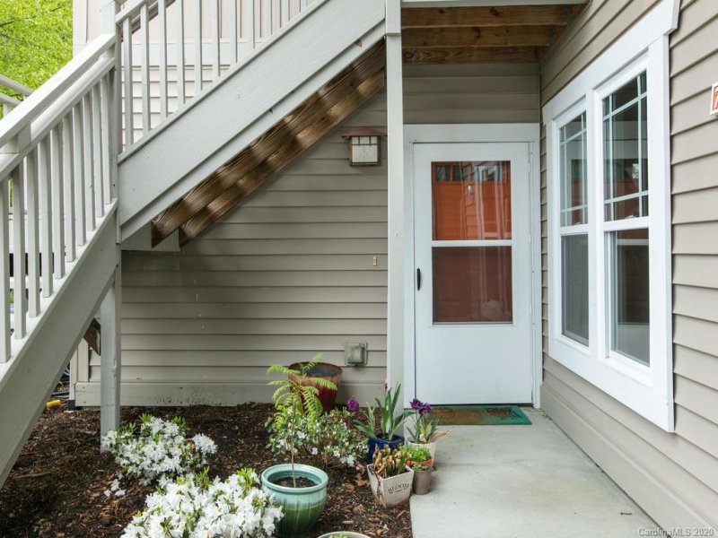 Property image 4 at 75 Morningside Lane, Hendersonville, NC 28792