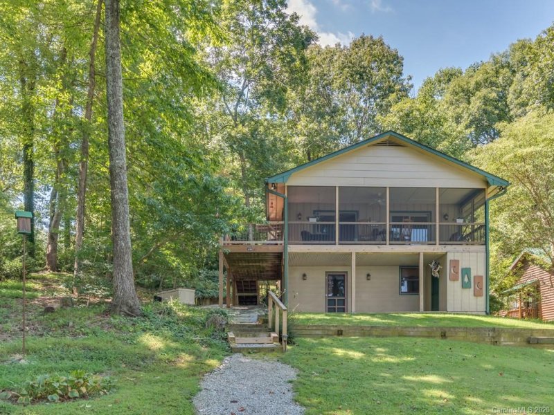 Property image 3 at 609 Haven Drive, Saluda, NC 28773