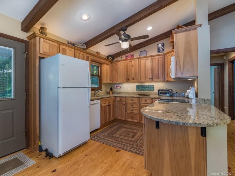 Property image 4 at 609 Haven Drive, Saluda, NC 28773