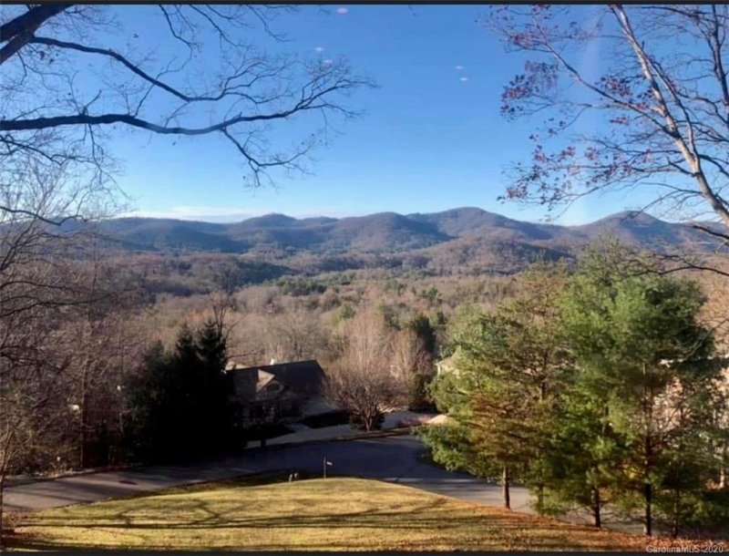 Property image 2 at 213 Eastmoor Drive, Asheville, NC 28805