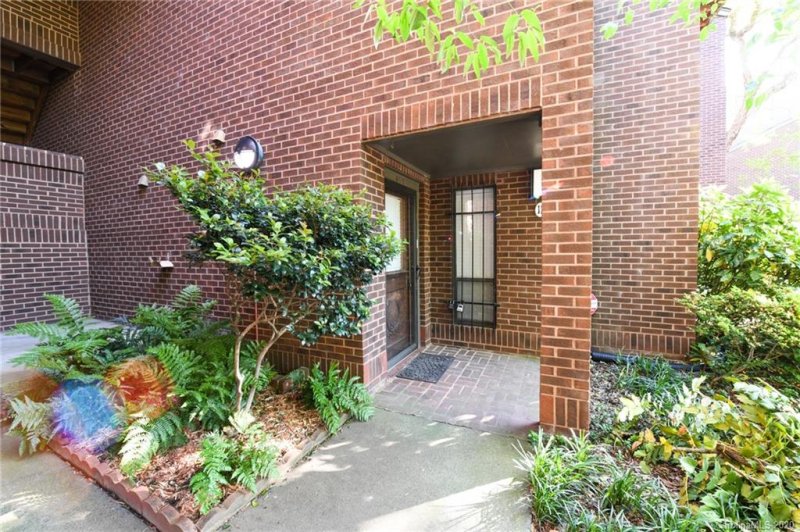 Property image 2 at 421 N Church Street, Charlotte, NC 28202