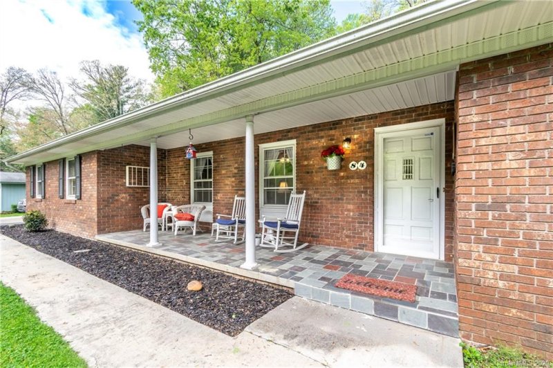 Property image 3 at 84 N Greenwood Forest Drive, Etowah, NC 28729