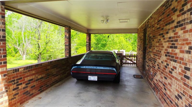 Property image 2 at 133 Shannonbrook Drive, Newton, NC 28658