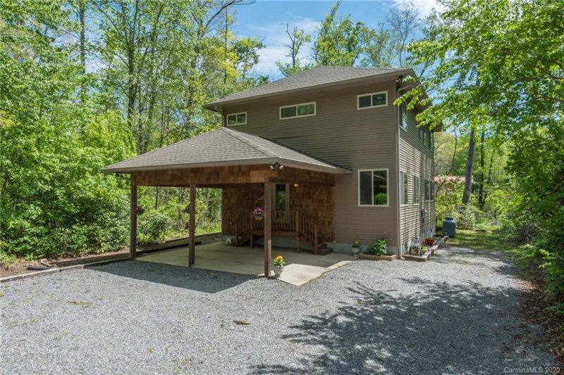 Property image 2 at 752 Hiawassee Avenue, Black Mountain, NC 28711