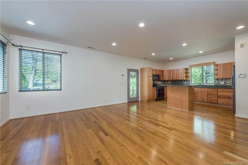 Property image 5 at 752 Hiawassee Avenue, Black Mountain, NC 28711