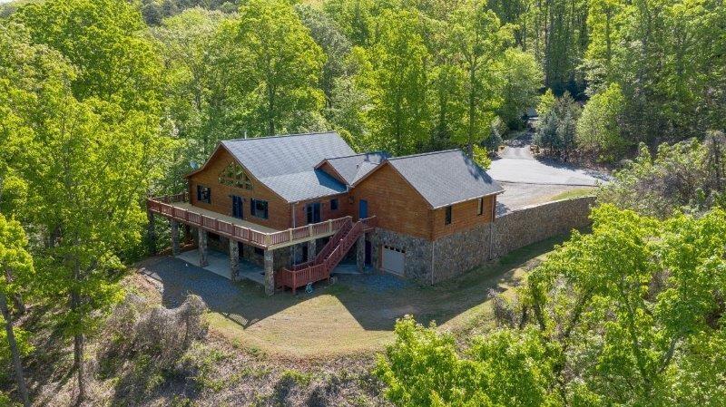 Property image 5 at 3553 Stones Throw Drive, Valdese, NC 28690