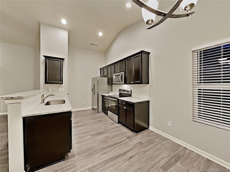 Property image 4 at 6302 Sydney Mae Lane, Charlotte, NC 28262