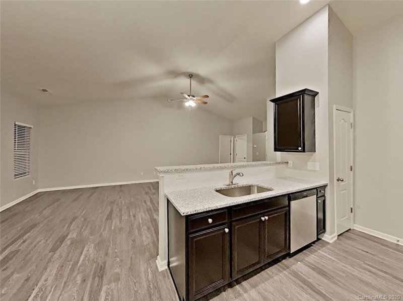 Property image 5 at 6302 Sydney Mae Lane, Charlotte, NC 28262