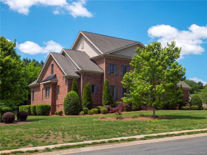 Property image 3 at 6002 Quintessa Drive, Wesley Chapel, NC 28104