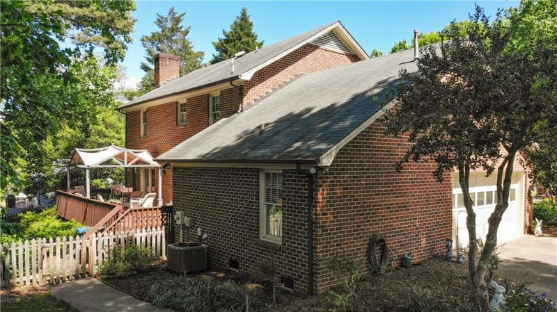 Property image 4 at 109 36th Avenue, Hickory, NC 28601