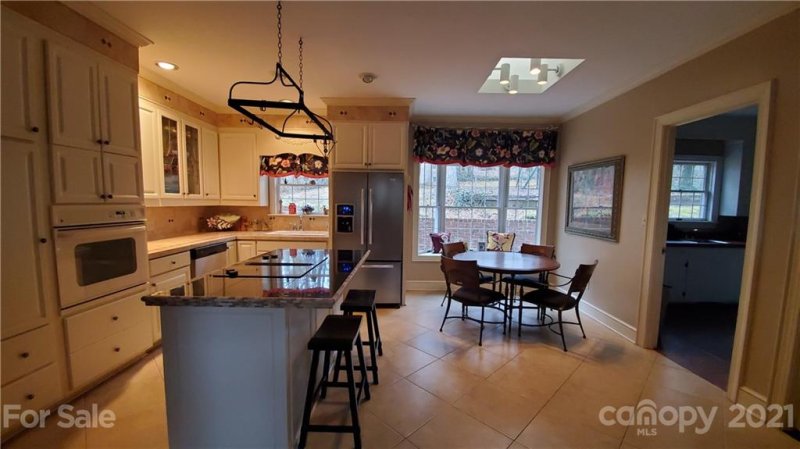 Property image 4 at 1740 8th Street Drive, Hickory, NC 28601