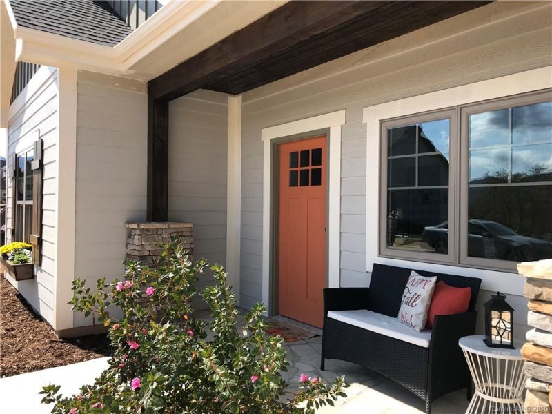 Property image 2 at 121 Chepstow Place, Black Mountain, NC 28711