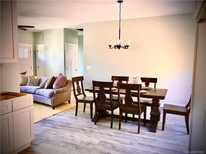 Property image 4 at 121 Chepstow Place, Black Mountain, NC 28711