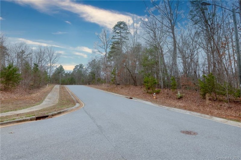 Property image 4 at 3617 46th Avenue, Hickory, NC 28601