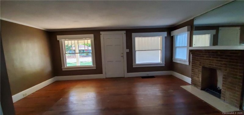 Property image 4 at 2514 Central Avenue, Charlotte, NC 28205