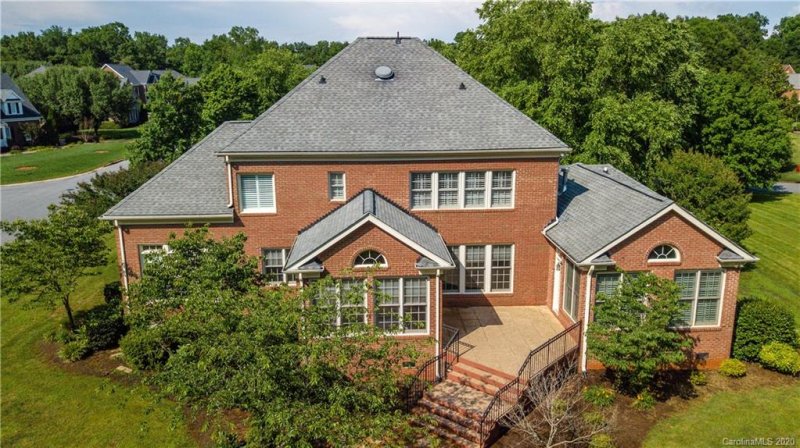 Property image 3 at 500 Streamside Lane, Marvin, NC 28173