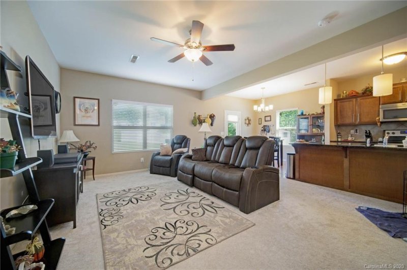 Property image 2 at 1539 Logan Patrick Court, Gastonia, NC 28052