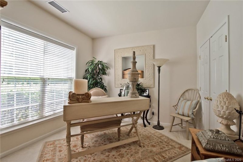 Property image 4 at 14154 Fitzroy Lane, Charlotte, NC 28277