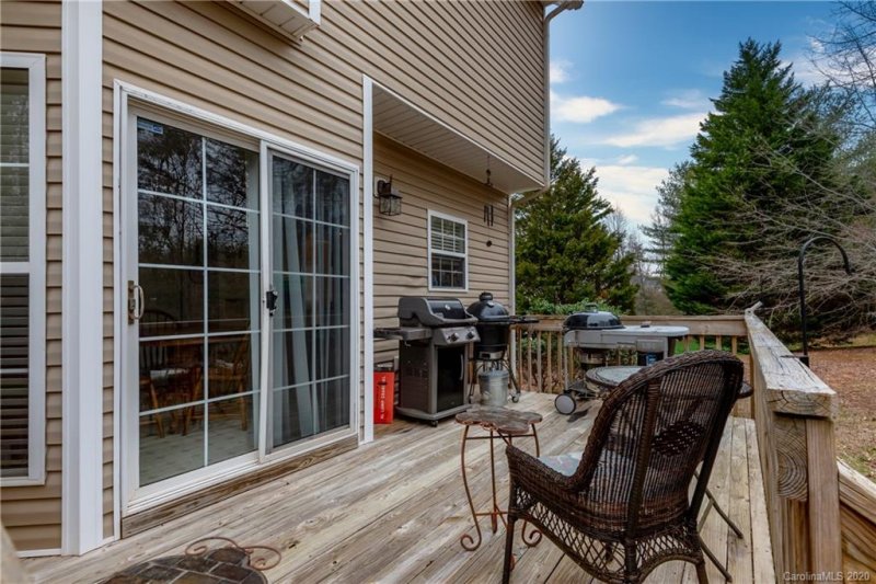 Property image 4 at 5648 Crown Terrace, Hickory, NC 28601