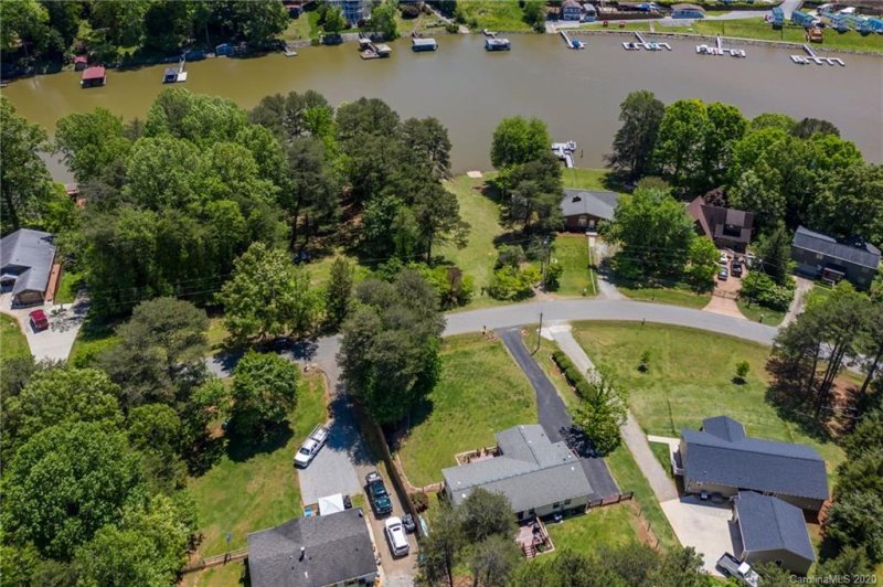 Property image 4 at 6900 Navajo Trail, Sherrills Ford, NC 28673