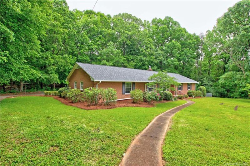 Property image 4 at 2900 Beaman Avenue, Charlotte, NC 28273