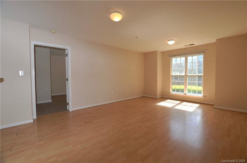 Property image 3 at 9849 Campus Walk Lane, Charlotte, NC 28262