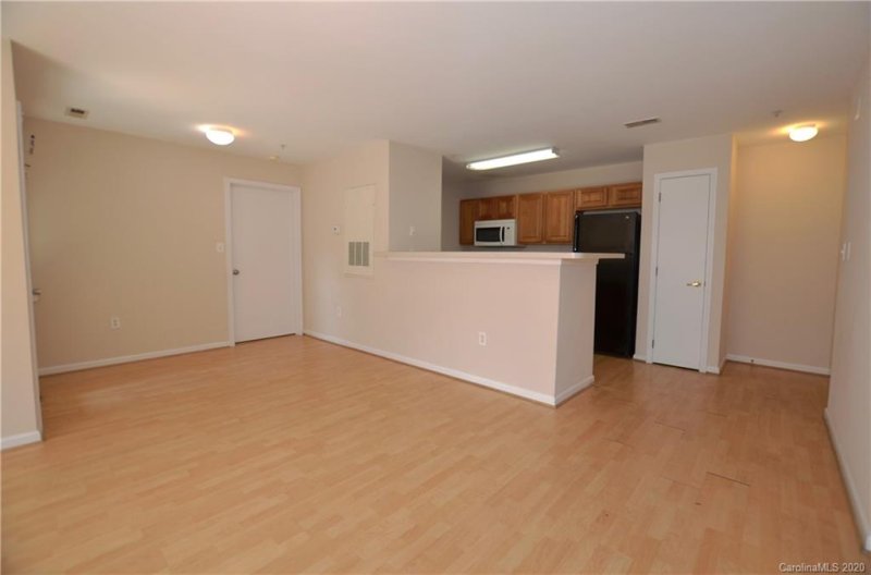 Property image 4 at 9849 Campus Walk Lane, Charlotte, NC 28262