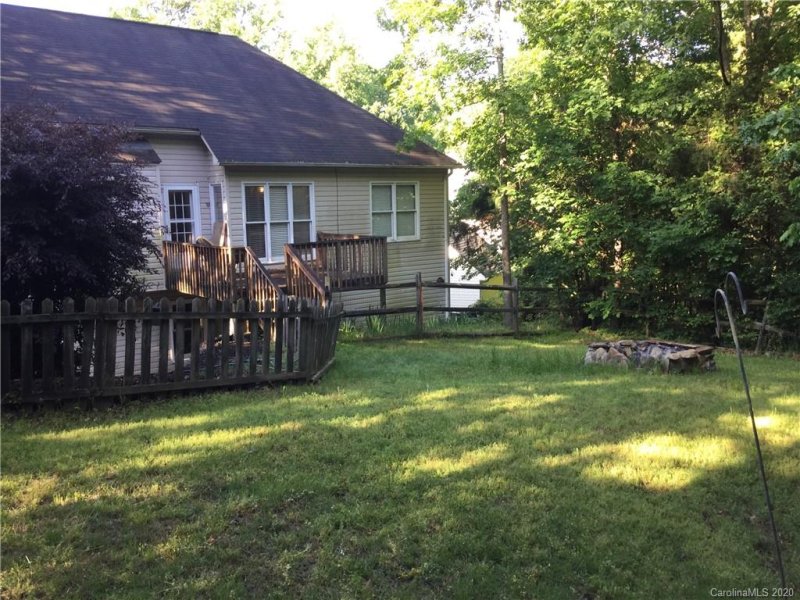 Property image 3 at 1584 Cambridge Heights Place, Concord, NC 28027