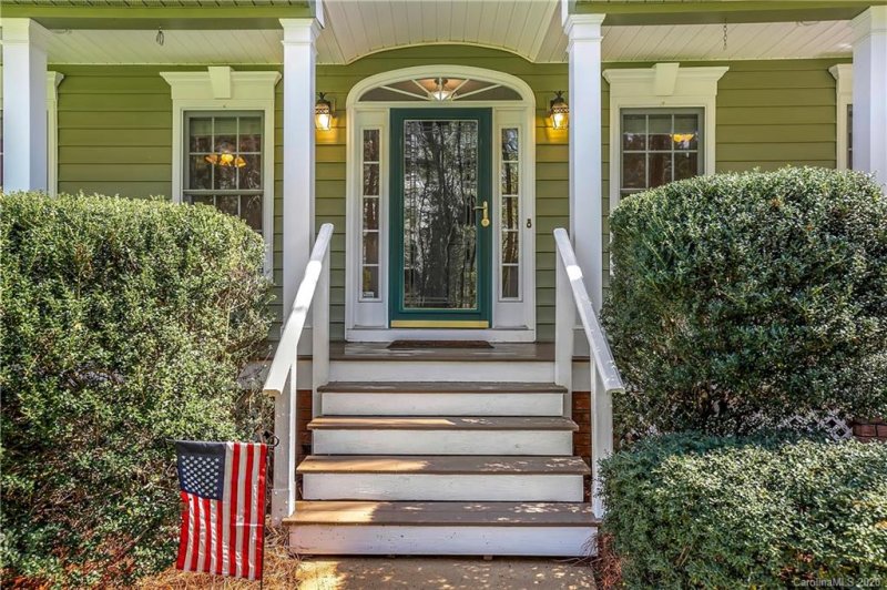 Property image 2 at 274 Robinson Road, Mooresville, NC 28117