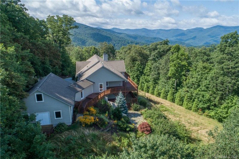 Property image 2 at 140 Enclave Drive, Waynesville, NC 28786