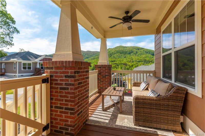 Property image 4 at 14 Byrdcliffe Lane, Asheville, NC 28805