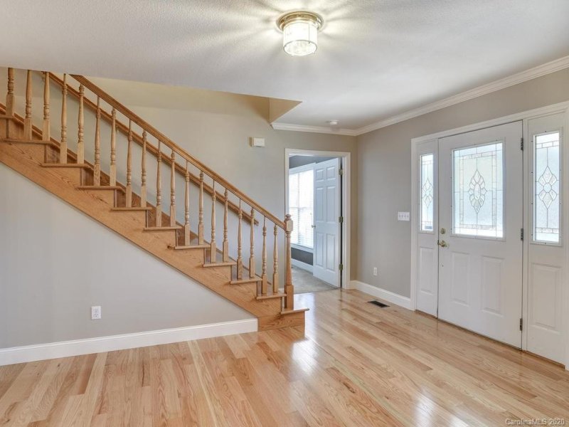 Property image 4 at 103 Yarrow Lane, Candler, NC 28715