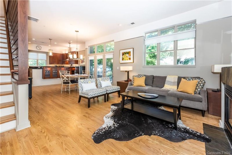 Property image 2 at 1150 Park West Drive, Charlotte, NC 28209