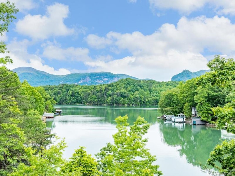 Property image 4 at 141 Falcons Avenue, Lake Lure, NC 28746