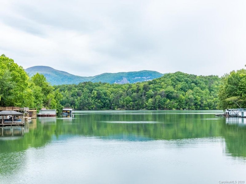 Property image 5 at 141 Falcons Avenue, Lake Lure, NC 28746