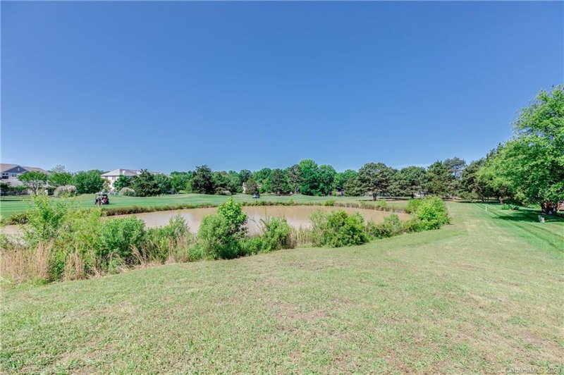 Property image 3 at 10944 Winterbourne Court, Charlotte, NC 28277